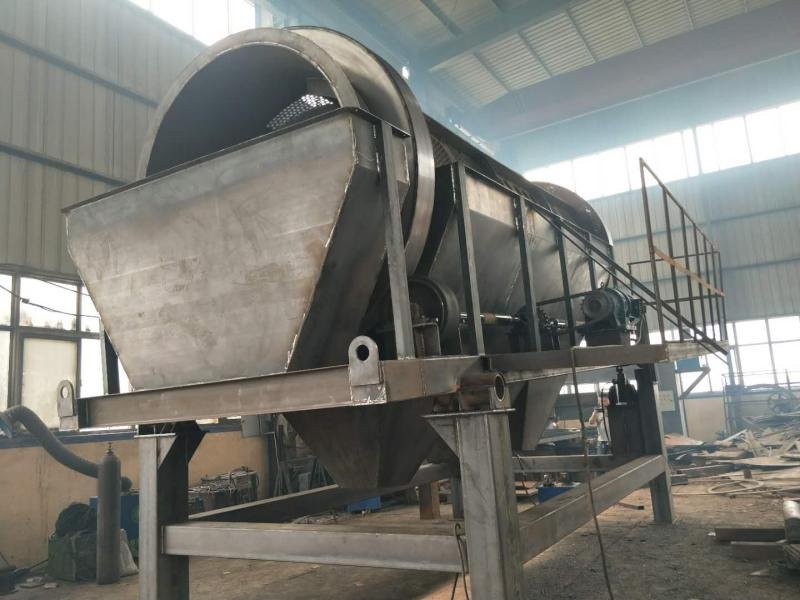 圓筒回轉(zhuǎn)篩-砂石滾筒篩-滾筒篩砂機(jī)-籠式<a href='http://m.cnbzz.com' title='滾筒篩' target='_blank'>滾筒篩</a>分機(jī)(圓筒篩技術(shù)參數(shù))